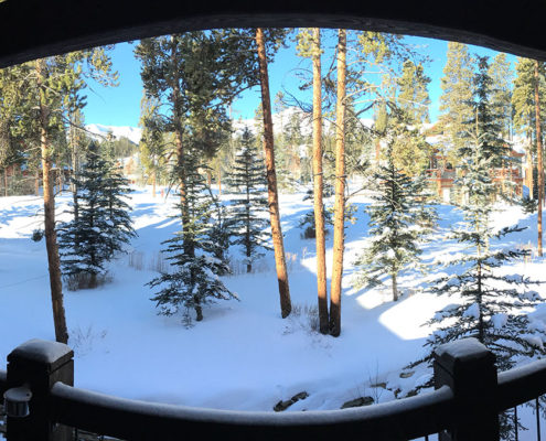424m